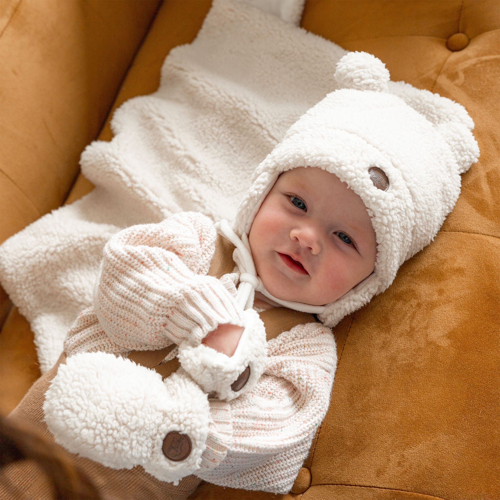 Coffret Cadeau Ourson Sherpa pour bébé - 4 accessoires - Image 6
