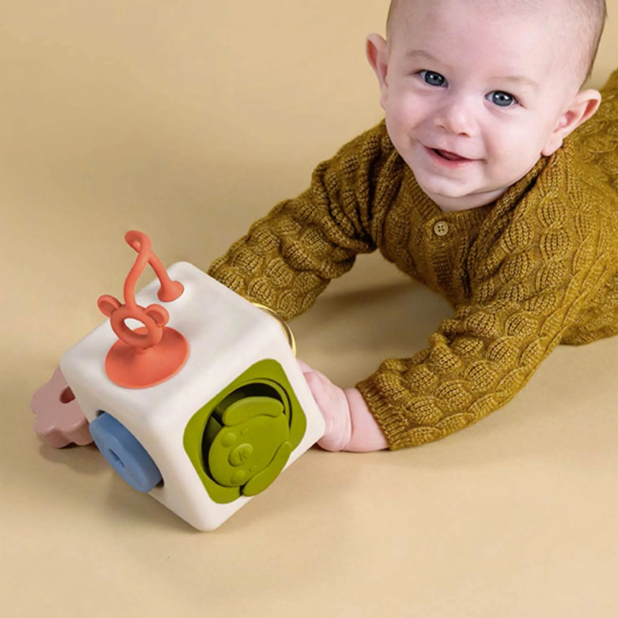 Cube En Silicone Peek & Play - Image 2