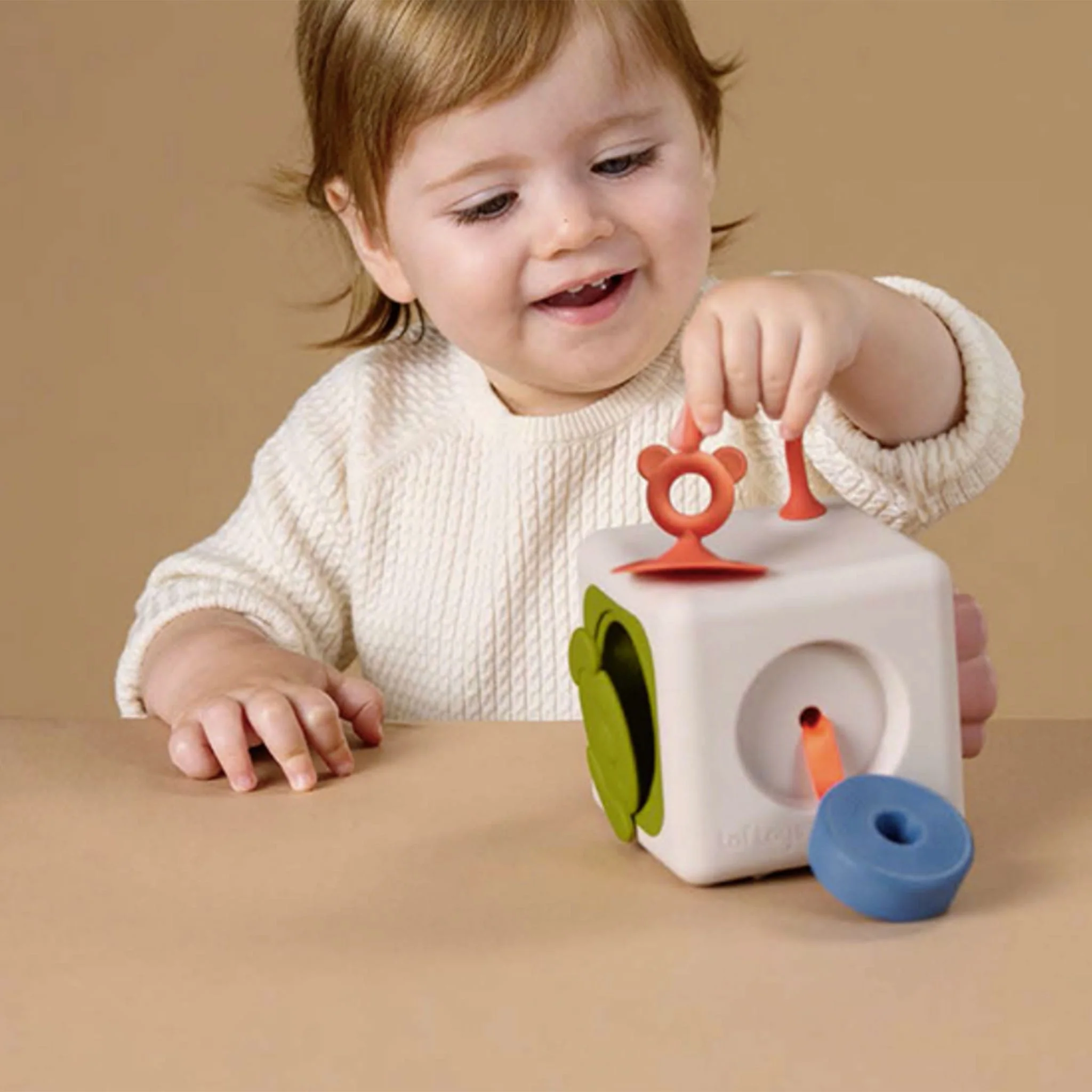 Cube En Silicone Peek & Play - Image 4