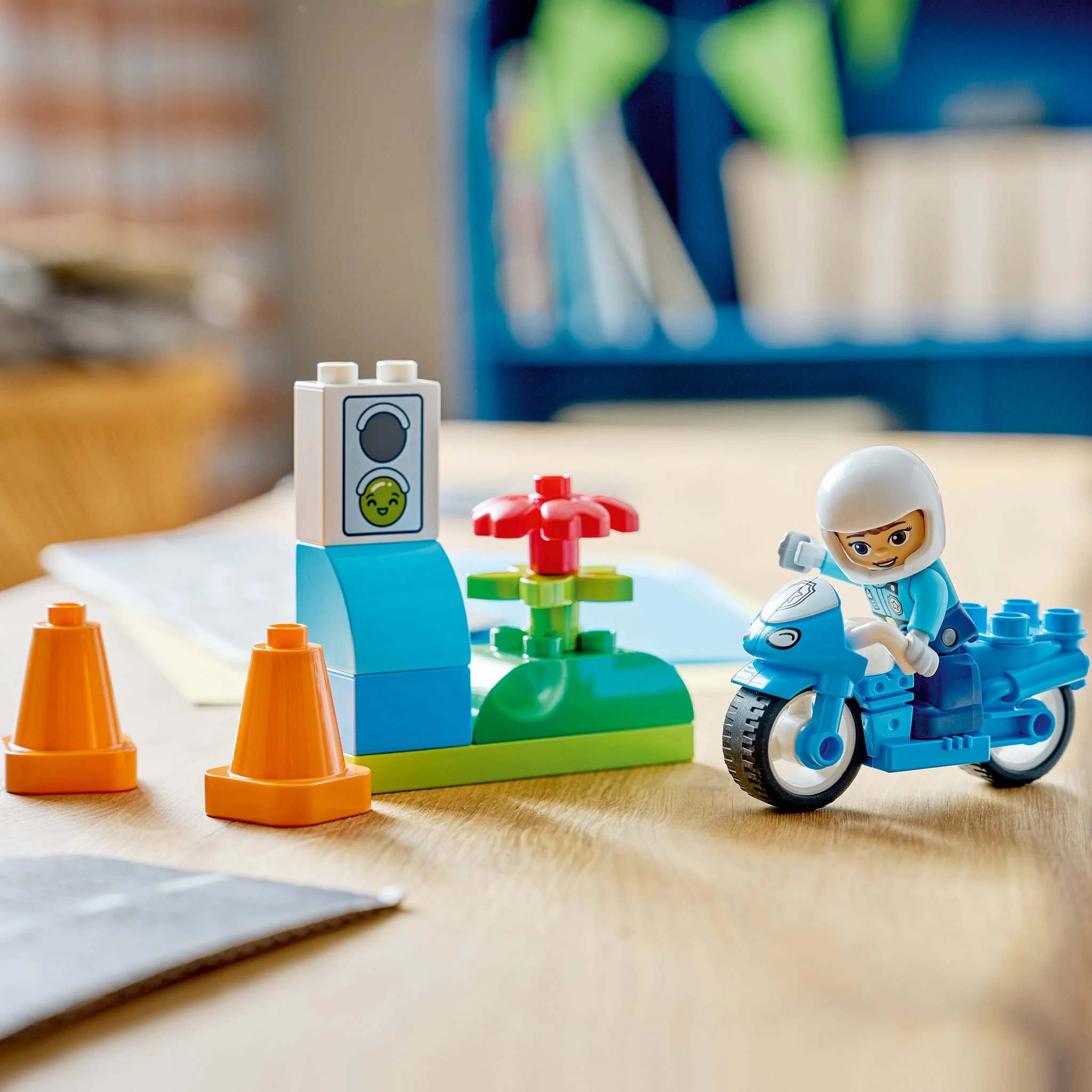 LEGO® DUPLO® Ma ville La moto de police bleue - Image 4
