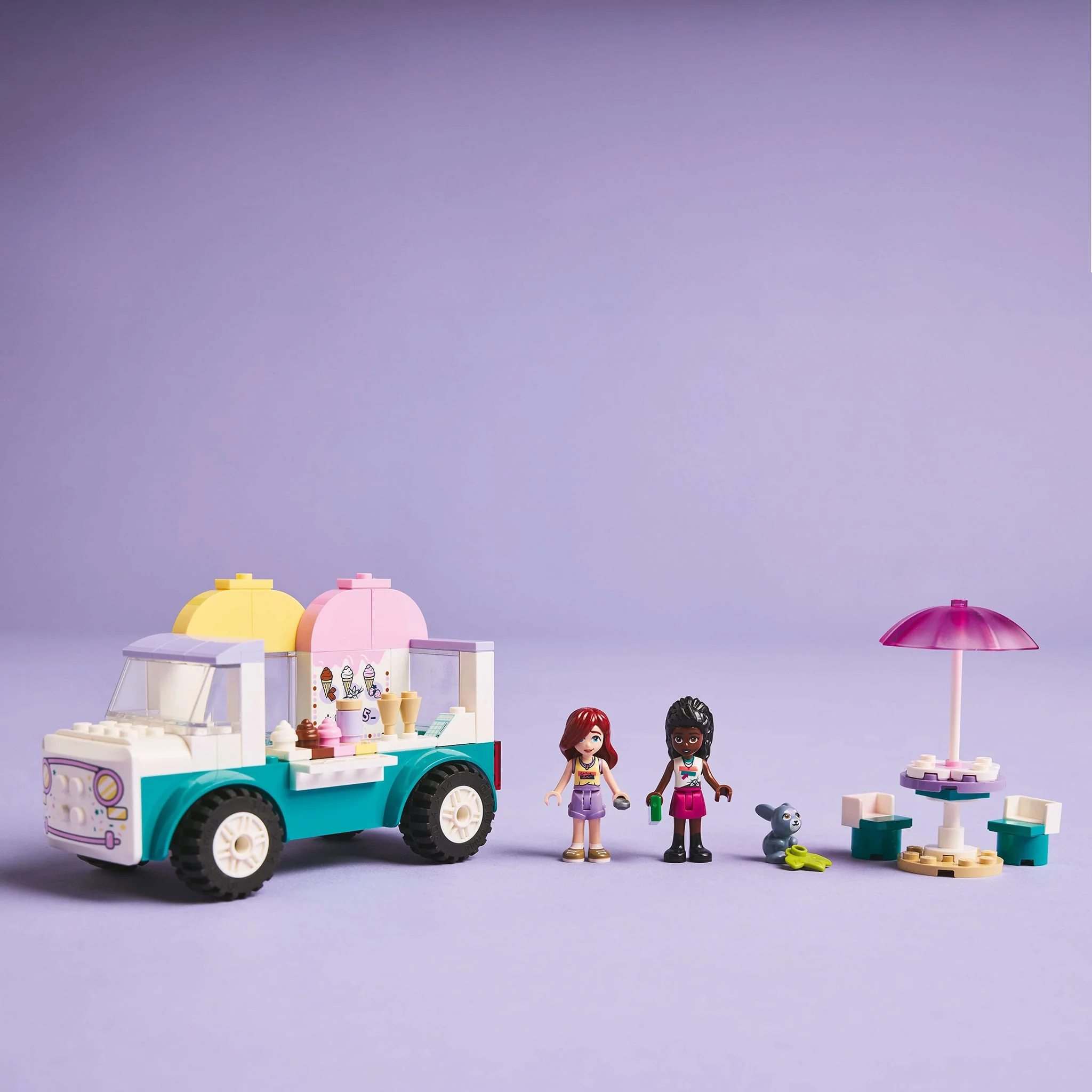 LEGO® Friends Le camion de crème glacée de Heartlake - Image 8