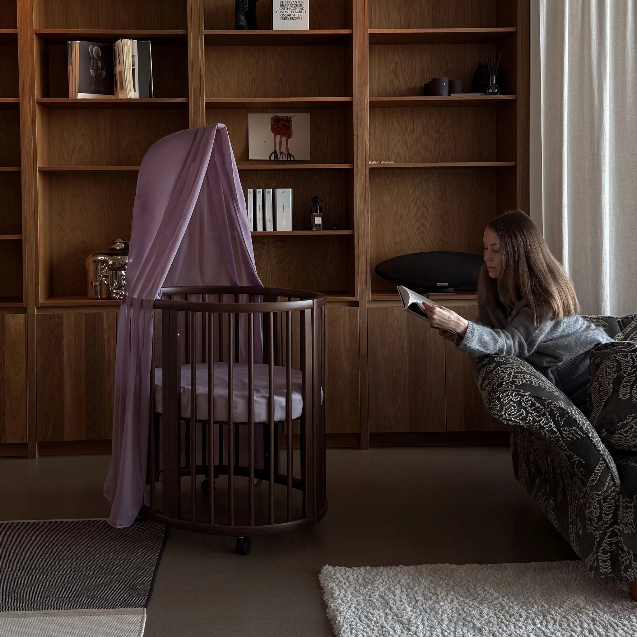 Mini Couchette Stokke® Sleepi™ V3 avec Matelas -  Brun - Image 9