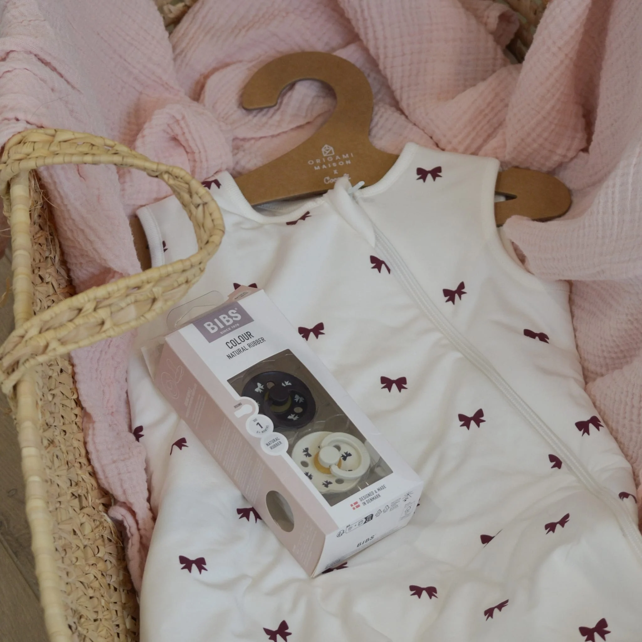 Suce Bibs (2) 6-18mois Boucles (Grandeur 2) - Image 5