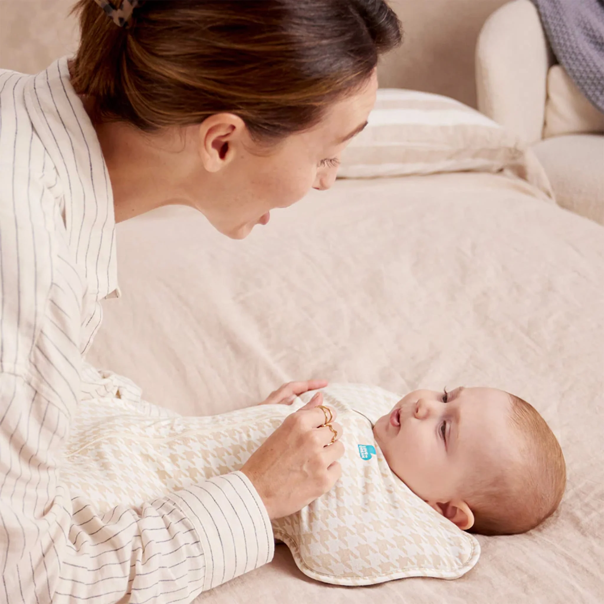 Swaddle Up Original Medium 13-19lb - Pied de Poule - Image 5
