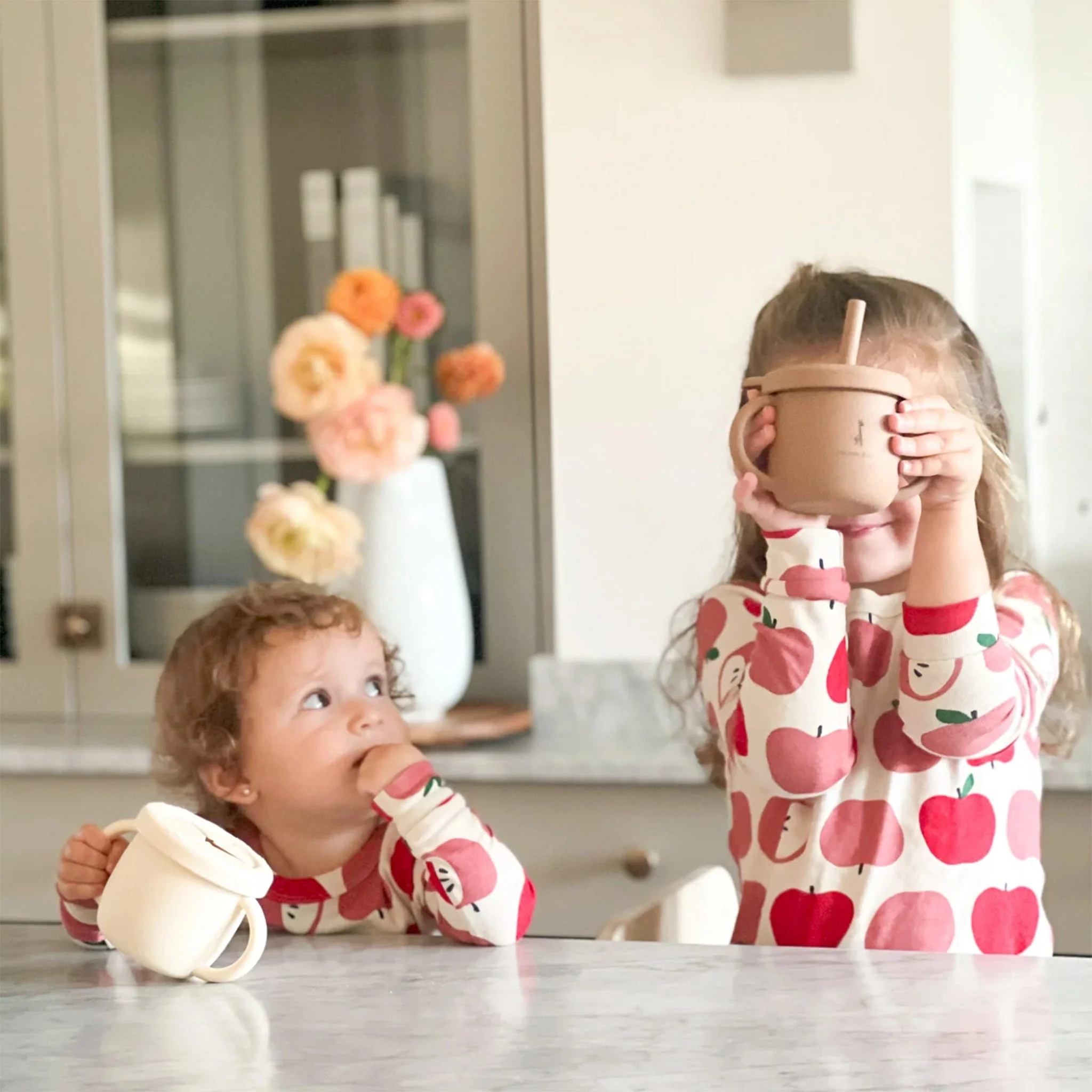 Tasse d'apprentissage 2-en-1 pour collation et liquide - Crème - Image 5