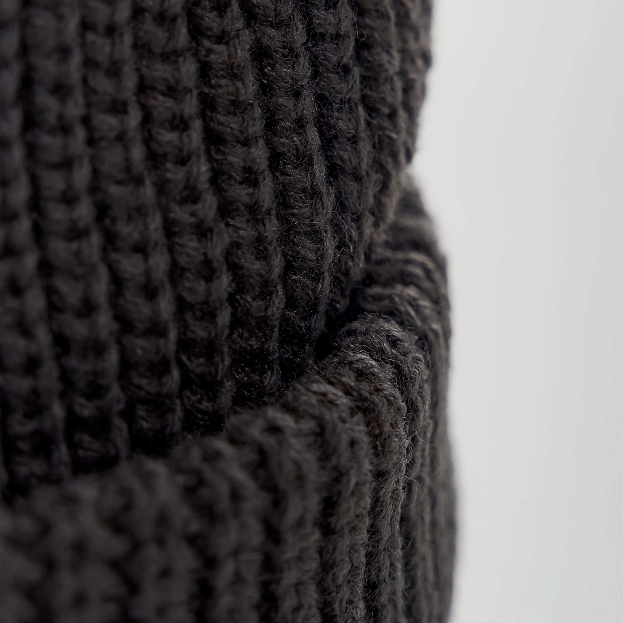Tuque Louise Noire 7-16ans - Image 4